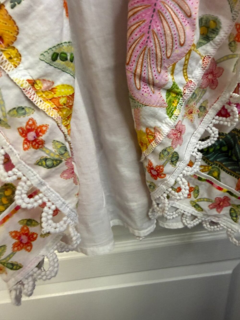 FARM Rio Macaw Bloom Off-White Mibni Dress- XS- MSRP $215 - Picture 12 of 16